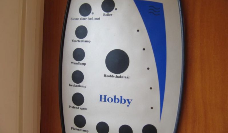 Hobby 495 UL, r.v.2008 + mover + markýza + nosič kol plná