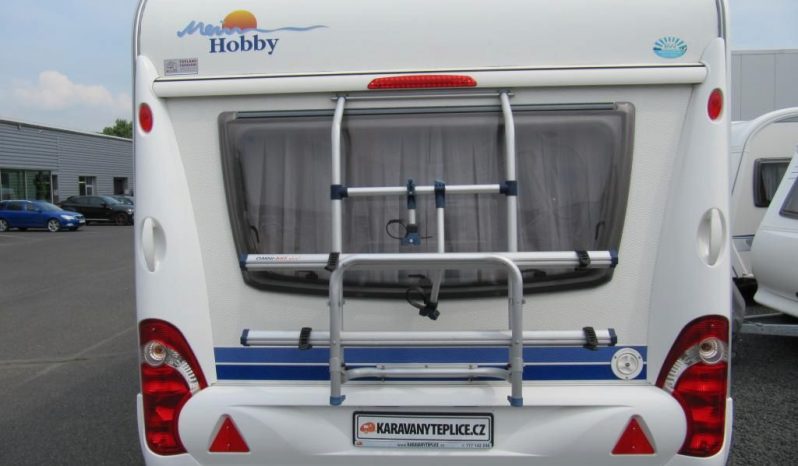 Hobby 495 UL, model 2008 + mover + satelit plná