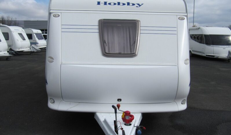 Karavan Hobby 560 UFE, model 2008 + mover + předstan plná