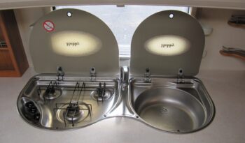 Karavan Hobby 560 UFE, model 2008 + mover + předstan plná