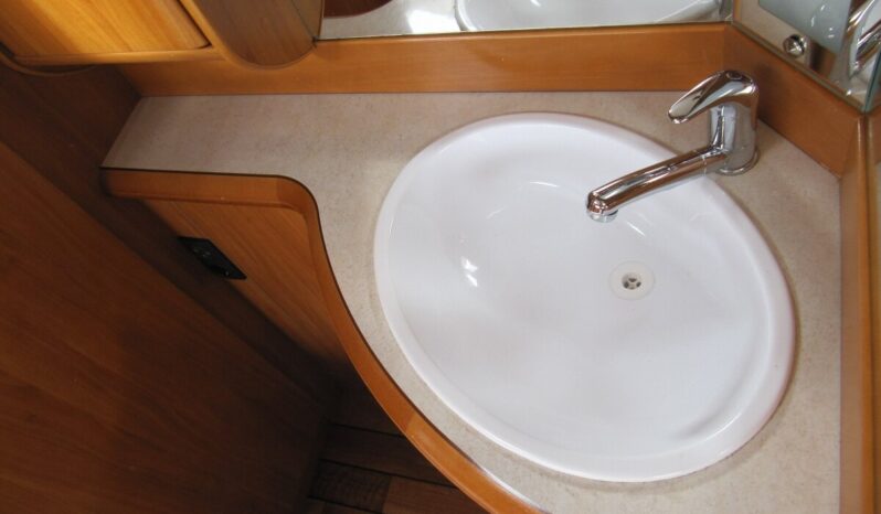 Karavan Hobby 560 UFE, model 2008 + mover + předstan plná