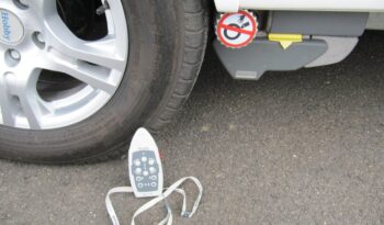 Karavan Hobby 560 UFE, model 2008 + mover + předstan plná