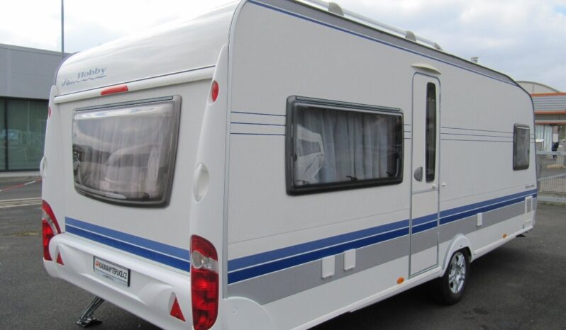 Karavan Hobby 560 UFE, model 2008 + mover + předstan plná