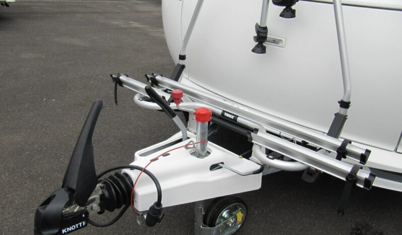 Karavan Hobby 540 UL, r. v. 2022 + mover + markýza plná