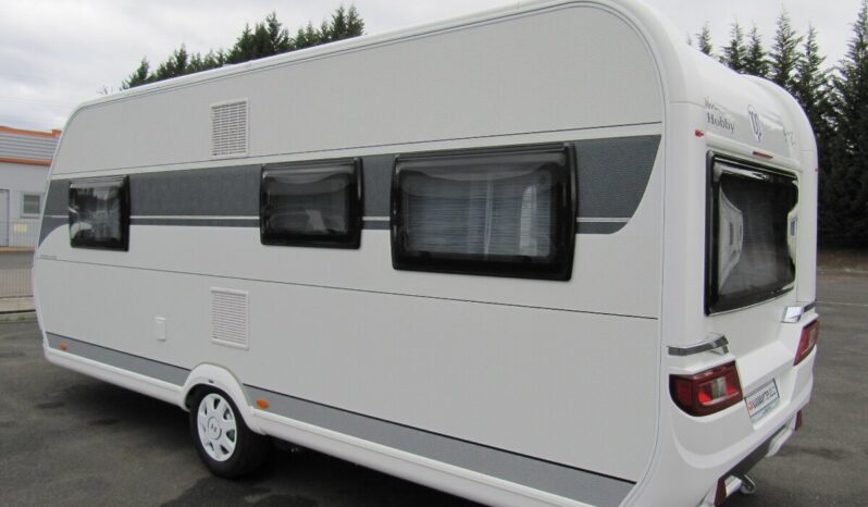 Karavan Hobby 540 UL, r. v. 2022 + mover + markýza plná