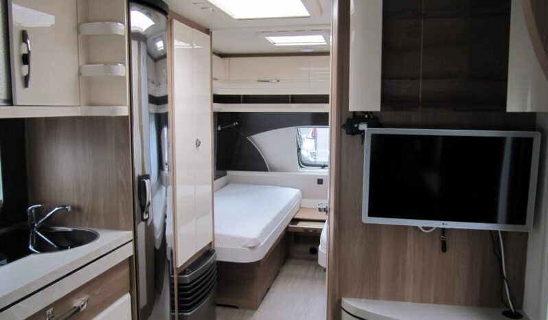 Karavan Hobby 540 UL, r. v. 2022 + mover + markýza plná