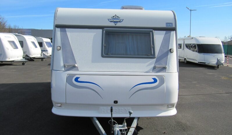 Karavan Hobby 460 UFE, r. v. 2002 + předstan plná