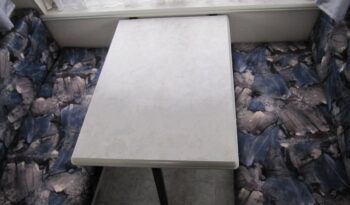 Karavan Hobby 440 SF, r. v. 1995 + mover + předstan plná