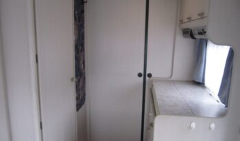 Karavan Hobby 440 SF, r. v. 1995 + mover + předstan plná