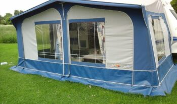 Karavan Hobby 440 SF, r. v. 1995 + mover + předstan plná