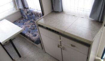 Karavan Hobby 440 SF, r. v. 1995 + mover + předstan plná